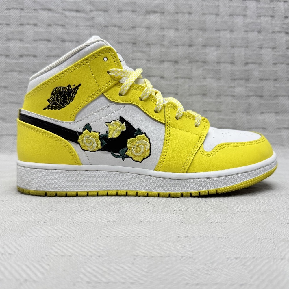 Nike Air Jordan 1 Mid SE GS Rose Patch Dynamic Yellow Kids‎ Size 4.5Y AV5174-700